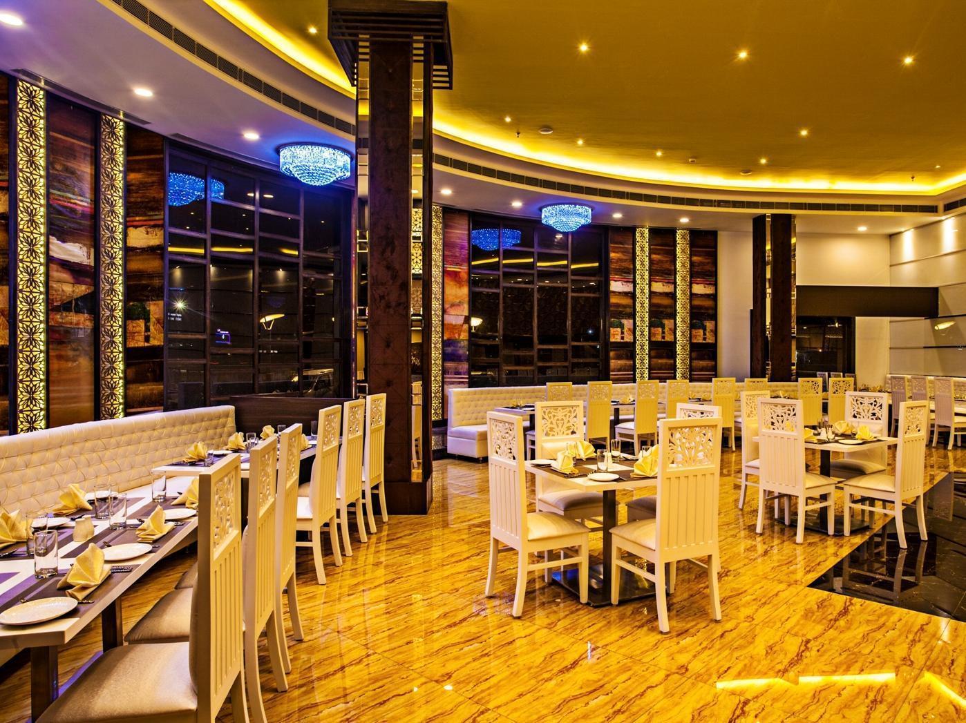 Golden Chariot Vasai Hotel Luaran gambar