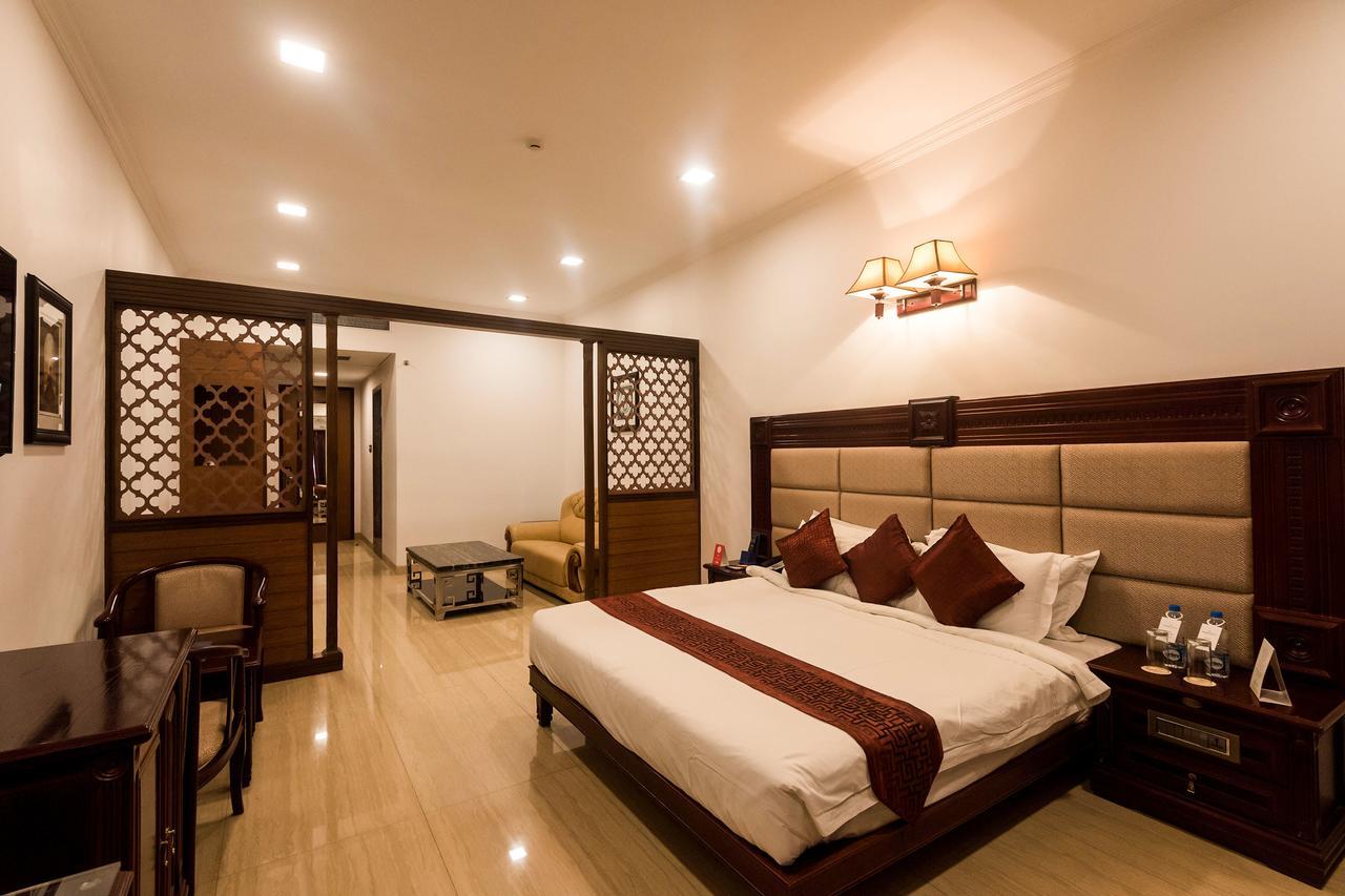 Golden Chariot Vasai Hotel Luaran gambar